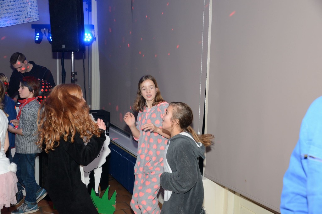 ../Images/Jeugddisco Beestenboel 122.jpg